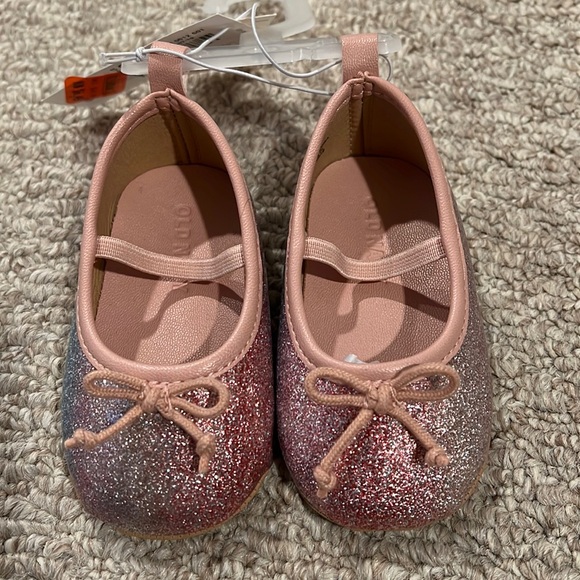 Old Navy Other - Old Navy baby girls sparkle flats, size 6-12 months NWT!
